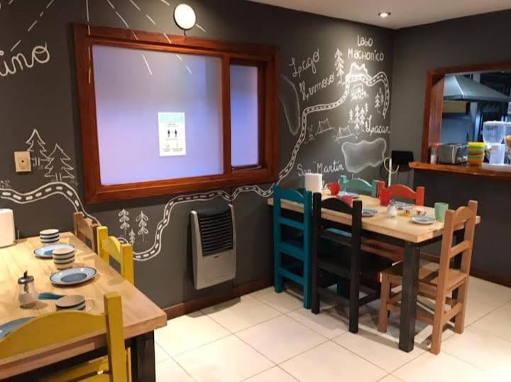 Olimpo Hostel Bariloche Zewnętrze zdjęcie